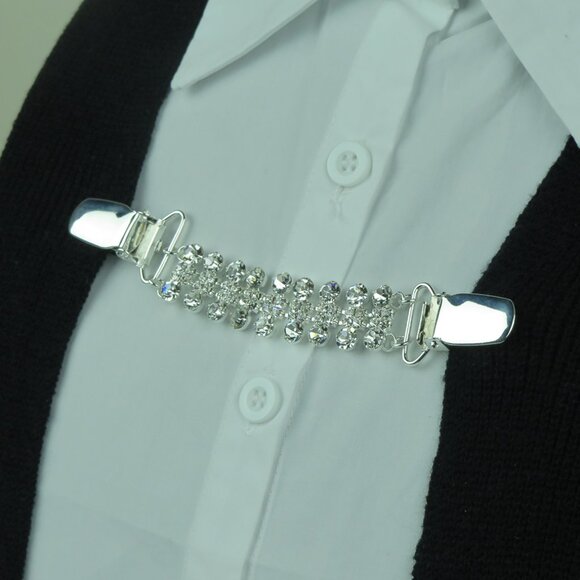 Diamond Sweater Clip NEW Pin Jacket Dress Cinch Cardigan Scarf Blouse Cape - Picture 4 of 4